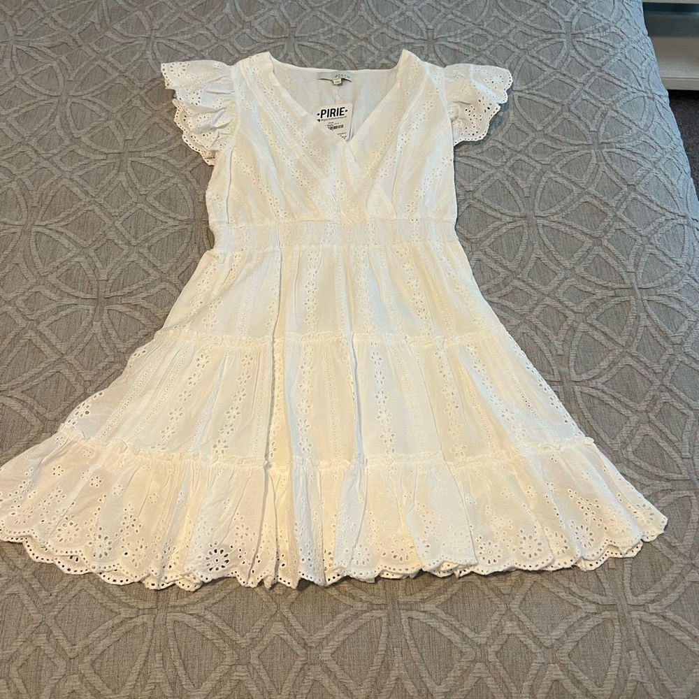 White eyelet ruffle pinch dress L
